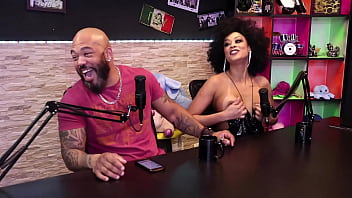 Melhores momentos da bruna carlos no sensual cast com negro top oficial parte 1 watch sheer red