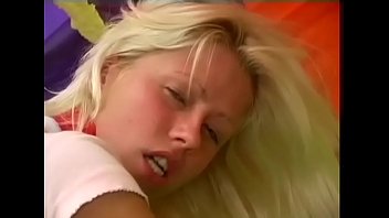 This Legal Age Teenager Is Pecker Worshiper thumbnail