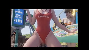 Loira salva vidas gostosa