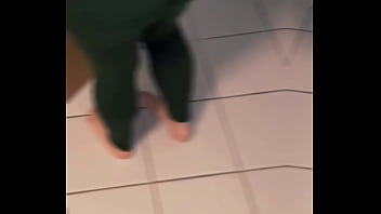 Leggings penis lappen deutsch opfer peinlich teveo Leggings penis lappen deutsch opfer peinlich teveo