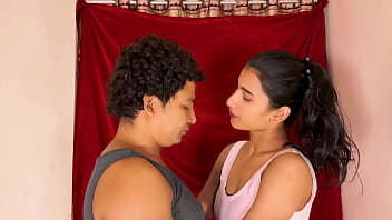 Sistya fucking an teen with natural tits close up pov