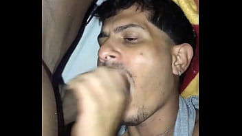 Fui Dormir Na Casa Do Meu Amigo Negão E Quando Ele Chegou Me Botou Pra Mamar A Pica Dele E Me Fez De Putinha thumbnail