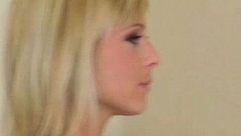 Super Hot Lesbian Babes thumbnail