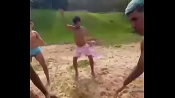 Escravos lutando por sobrevivência