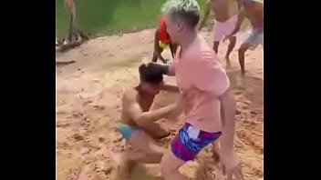 Escravos lutando por sobrevivência