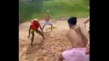 Escravos lutando por sobrevivência