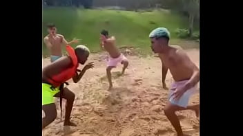 Escravos lutando por sobrevivência