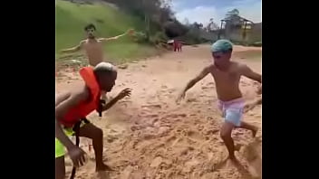 Escravos lutando por sobrevivência