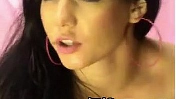 Sexy babe self worship