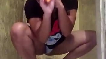 Falando coisas excitante demais