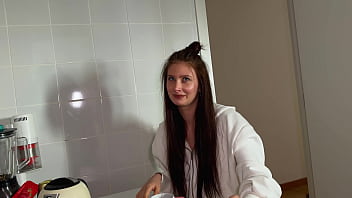 She offered him sex instead of tea he didn't mind