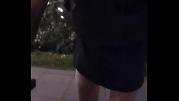 伪娘婷萱在社区公园露出 thumbnail