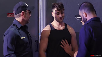 Group Sex With A Bunch Of Muscular Hunks thumbnail