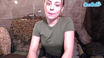 Big butt soldier sucks dick while deployed on live stream