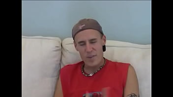 Lucky dude deep nailed two sexy girls deep on a red bed