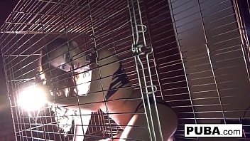 Hot babe has some fun