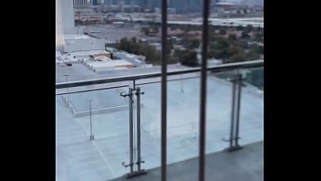 Blowjob at the palms