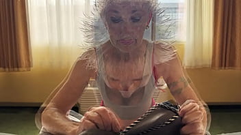 I gave my photographer a bj at the airport hotel he sat on the bed as i kneeled he took these photos and then "animated I gave my photographer a bj at the airport hotel he sat on the bed as i kneeled he took these photos and then "animated