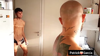 Gays Transando Na Cozinha Anal thumbnail