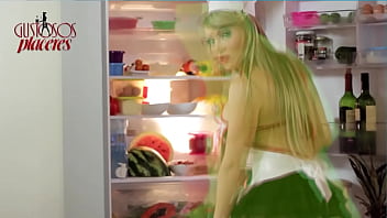 Gustosos placeres pollo con rosas