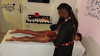 O prazer começa na maca e termina na minha cara