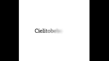 Mi novio al teléfono y yo mojadita chupándotela a escondidas adelanto Mi novio al teléfono y yo mojadita chupándotela a escondidas adelanto