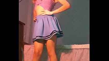 Bonneyuwu 16 55 masturbandome para mis papis turra