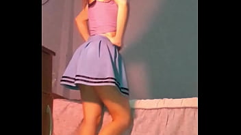 Bonneyuwu 16 55 masturbandome para mis papis turra