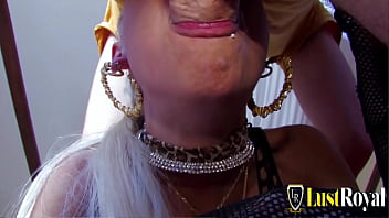 Blonde barbie melody star sucking and fucking