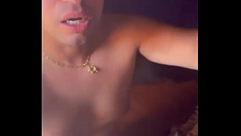 Por que você ainda está fingindo putinha você sabe muito bem que isso é o que você deseja ser usada feminizad