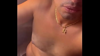 Por que você ainda está fingindo putinha você sabe muito bem que isso é o que você deseja ser usada feminizad