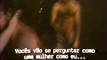 Trailer barmaid a jouir intimidades conjugais