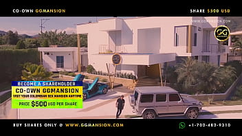 Brunettes peel ass on the net