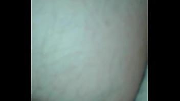 Сучка кончает