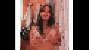 Piba de 19 años con culazo baila