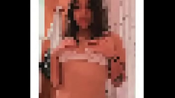 Piba de 19 años con culazo baila