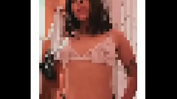 Piba de 19 años con culazo baila