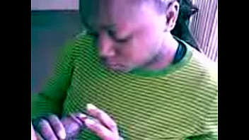 Big booty thot sucking dick