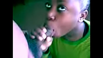 Big booty thot sucking dick