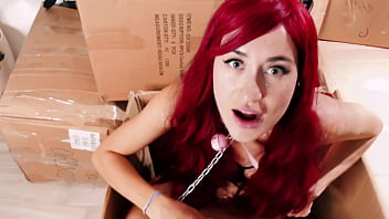 Me hot beauty babe warmed up the neighbor with blowjob