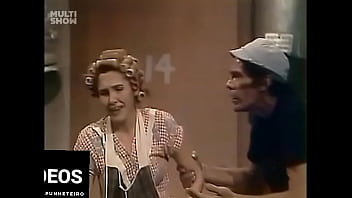 Chaves comendo a bunda da chiquinha Chaves comendo a bunda da chiquinha