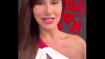 Quer gravar comigo sem mostrar o rosto só enviar fotos e vídeos da ferramenta por mensagem vídeo do treino de