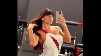 Quer gravar comigo sem mostrar o rosto só enviar fotos e vídeos da ferramenta por mensagem vídeo do treino de