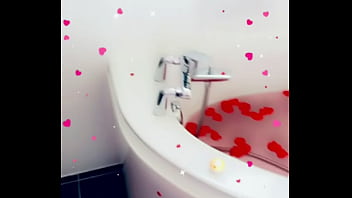 La vidéo sera disponible uniquement pour les fans rdv demain bonne nuit