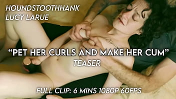 Pet her curls and make her cum