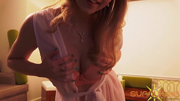 Captivating sunny lane masturbates as she spreads her big white booty