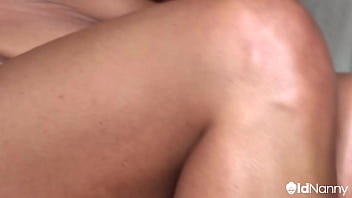 Busty milf holly pleasures her pussy with sextoy oldnanny