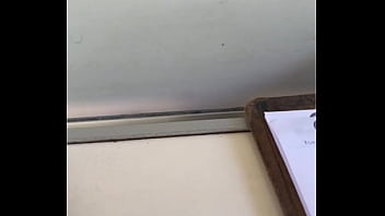 Tres gostosas entrando no matinho pra aprontar