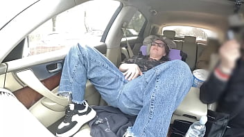 Real desperate jeans wetting and squirt in my car