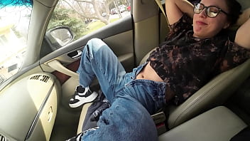 Real desperate jeans wetting and squirt in my car